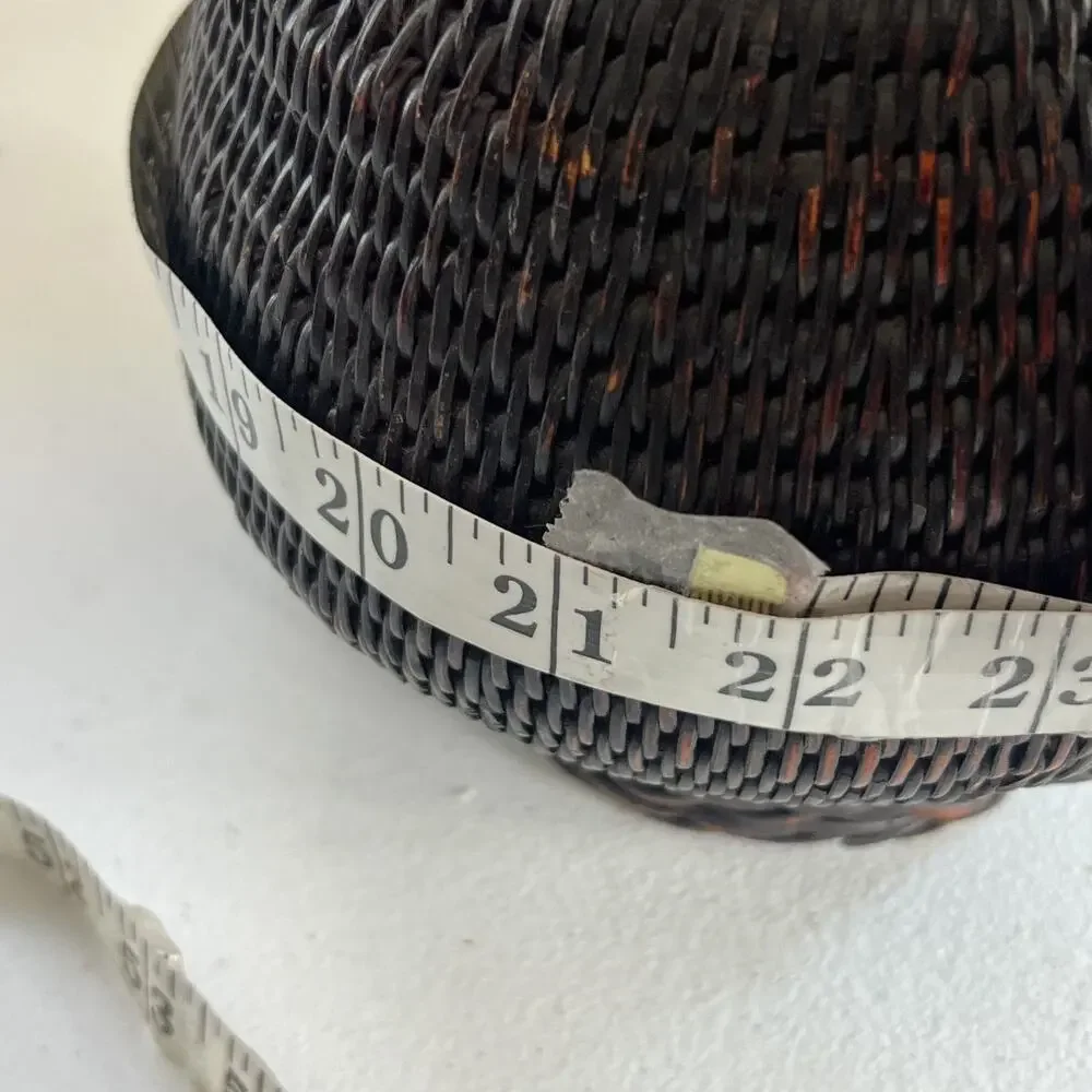 Woven Wicker Rattan Vase With Lizard Handle and Lid 13.5